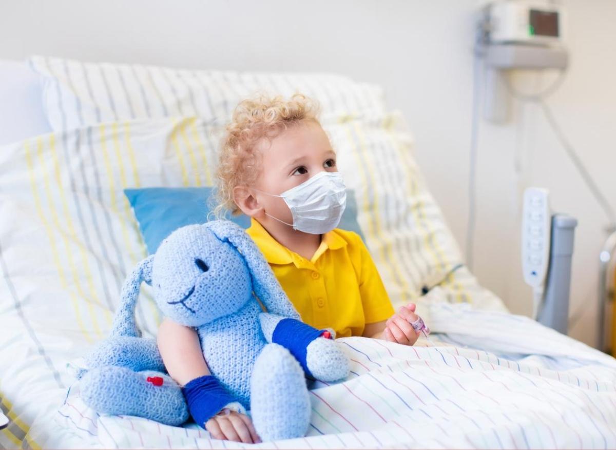 Covid-19 : très peu d'enfants hospitalisés par rapport aux autres tranches d'âge