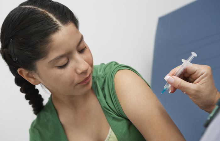 Vaccination : couverture vaccinale incomplète chez 9 adolescents sur dix 