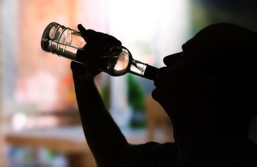 Alcool : élévation du risque d'AVC chez les buveurs