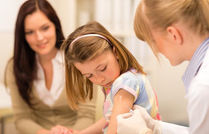 Vaccinations : des lacunes pour la rougeole et la méningite