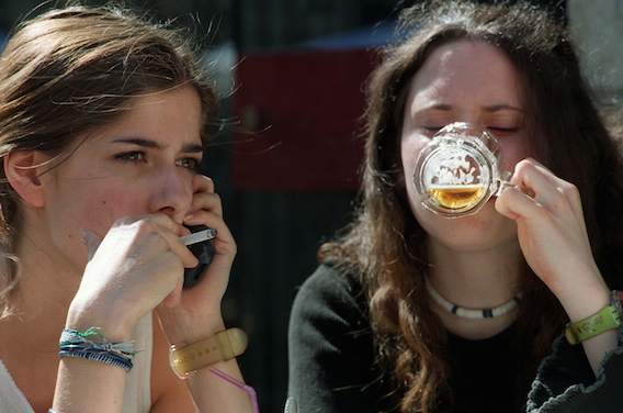 Alcool et tabac : consommation en baisse chez les collégiens