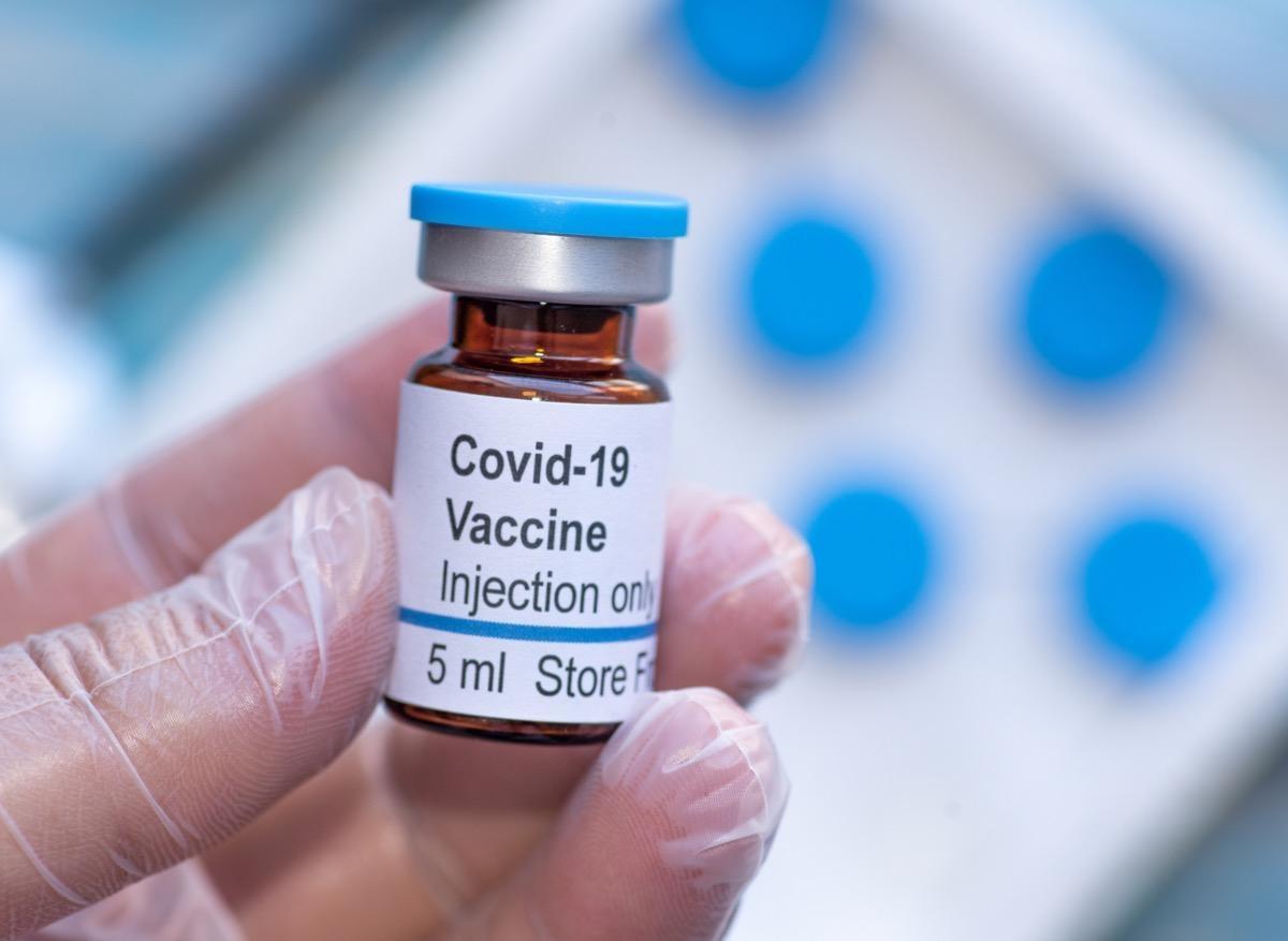 Covid-19 : la Haute autorité de santé autorise l’utilisation du vaccin en France