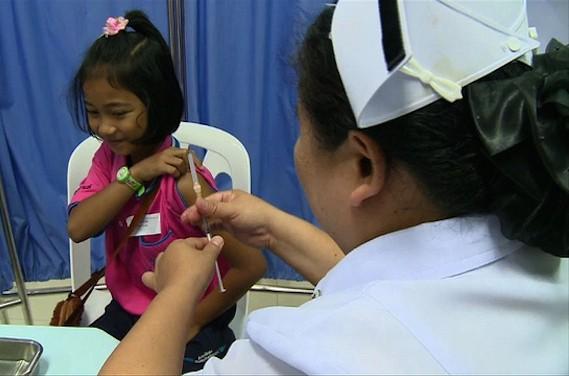 Vaccin contre la dengue : non à la Réunion, peut-être aux Antilles