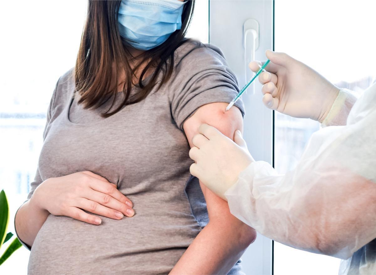 Covid-19 : les femmes enceintes boudent la vaccination