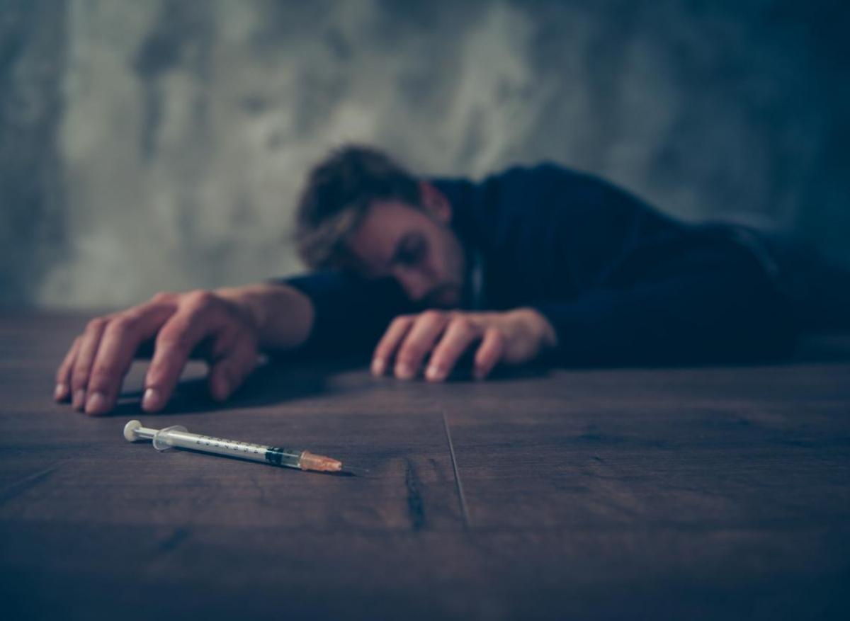 Etats-Unis : les opioïdes, l'alcool et les suicides impactent l'espérance de vie 
