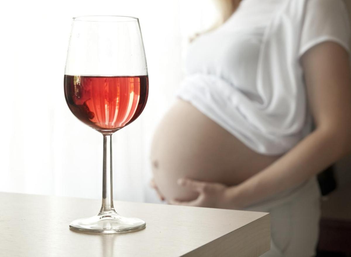 Grossesse : même de petites doses d'alcool altèrent le cerveau des bébés