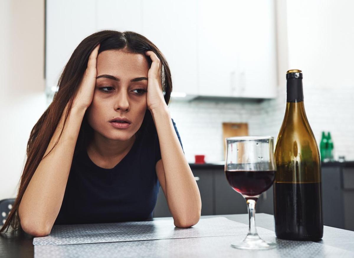 Alcool : une relation à double sens avec la douleur chronique