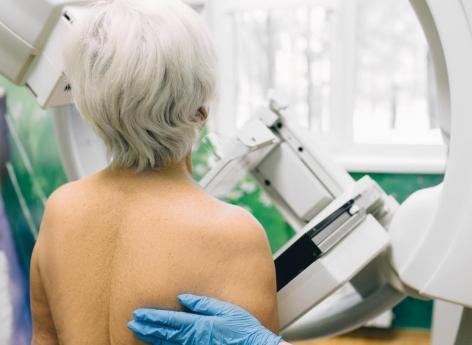 Cancer du sein : la mammographie 3D améliore le dépistage après 65 ans