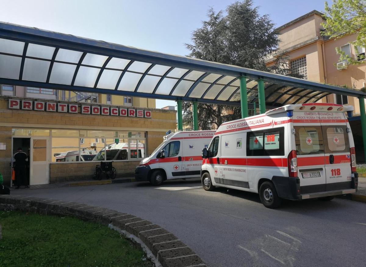 Grippe : les services d'urgence saturés en Italie