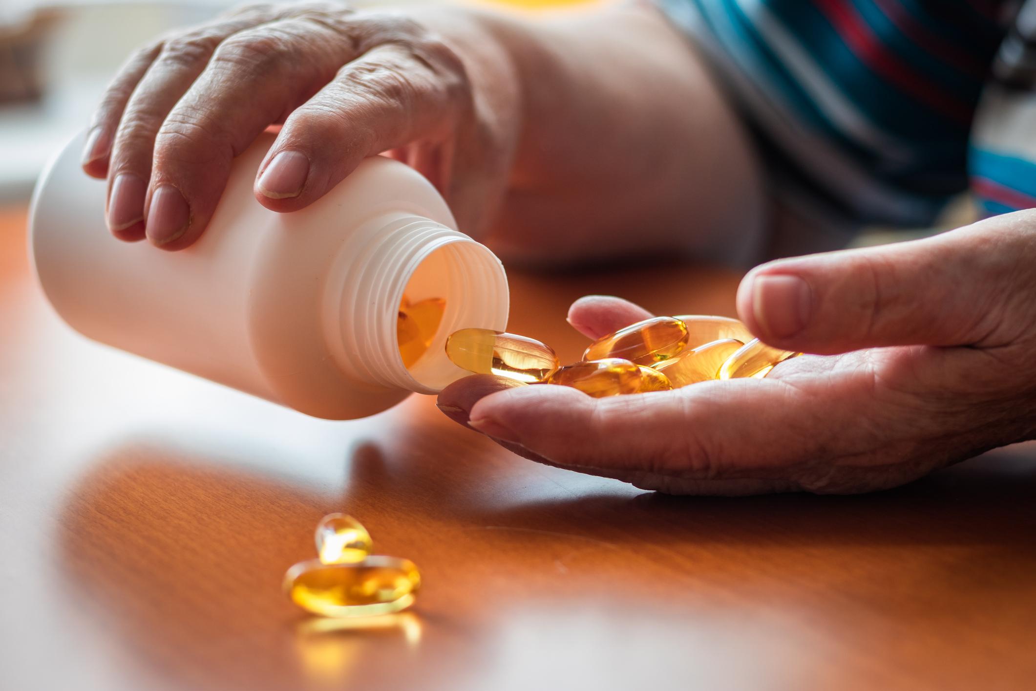 Pour éviter les fractures, faut-il vraiment compter sur la vitamine D ?