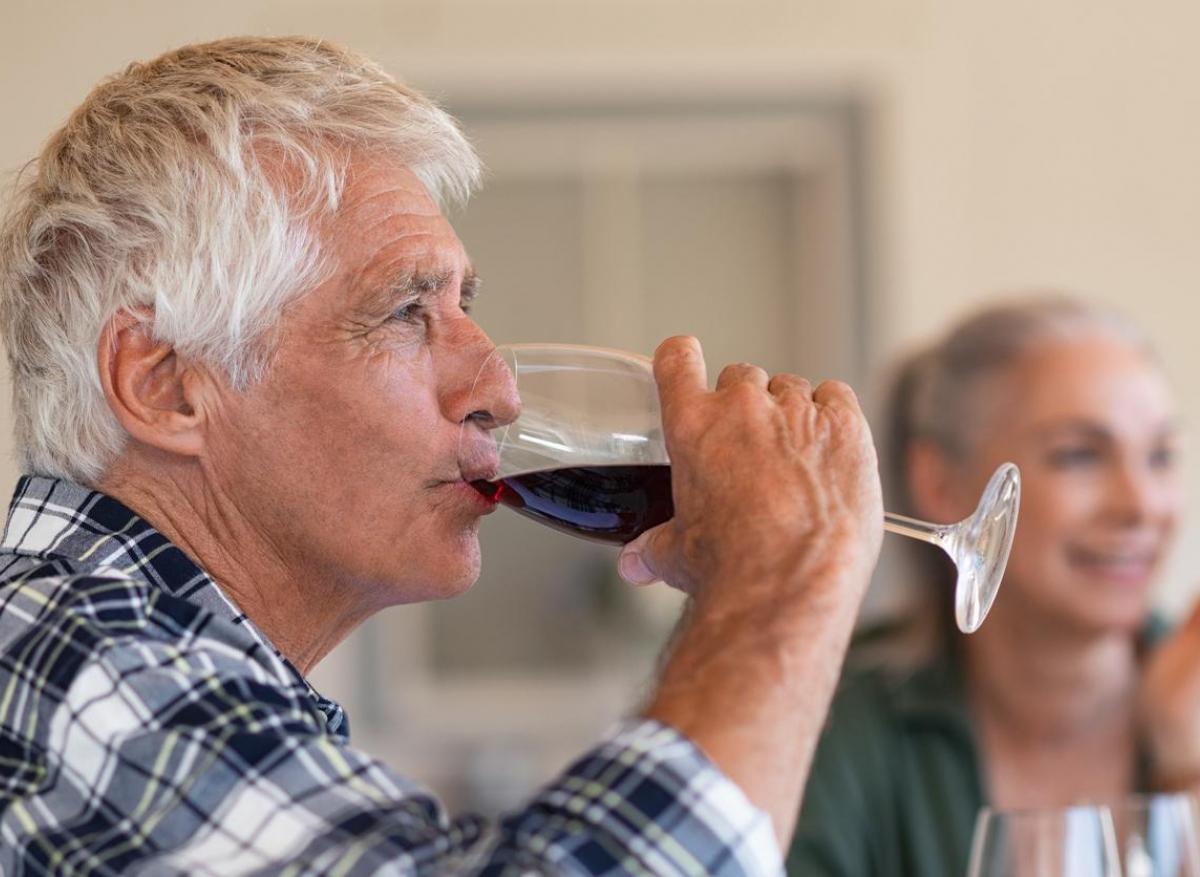 Vieillissement : un composé présent dans le vin rouge pourrait le ralentir