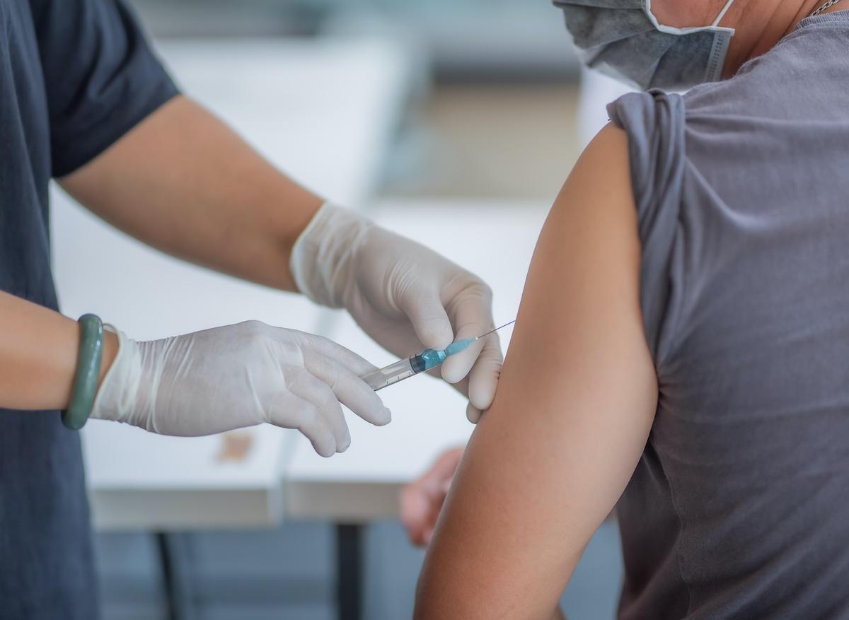 Vaccination anti-Covid : la Haute Autorité de Santé se défend