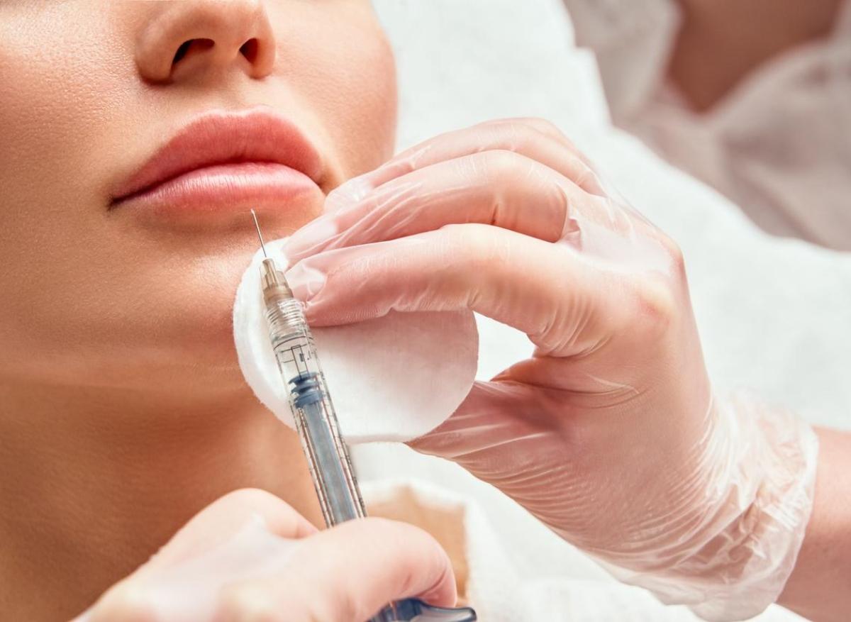 Injections d'acide hyaluronique : l'ANSM alerte sur les effets secondaires