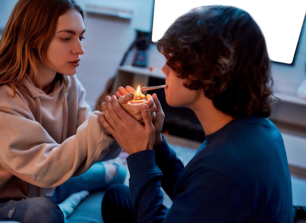 Tabac, alcool, cannabis : quel impact sur l’avenir des adolescents ?