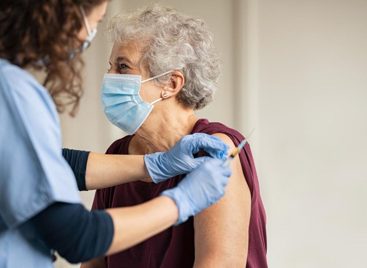 Covid-19 : certaines personnes vaccinées font des formes graves