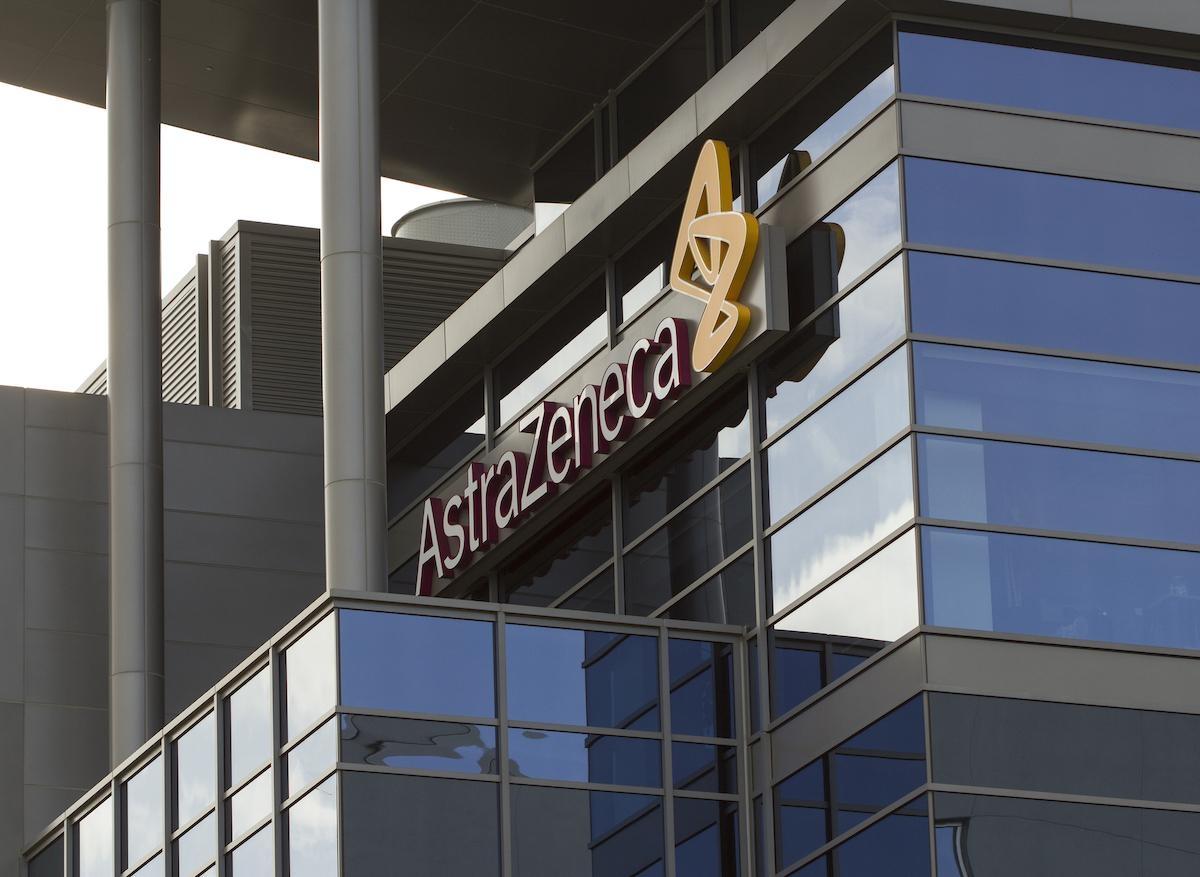 Vaccin AstraZeneca : pas pour les plus de 65 ans mais espacement possible