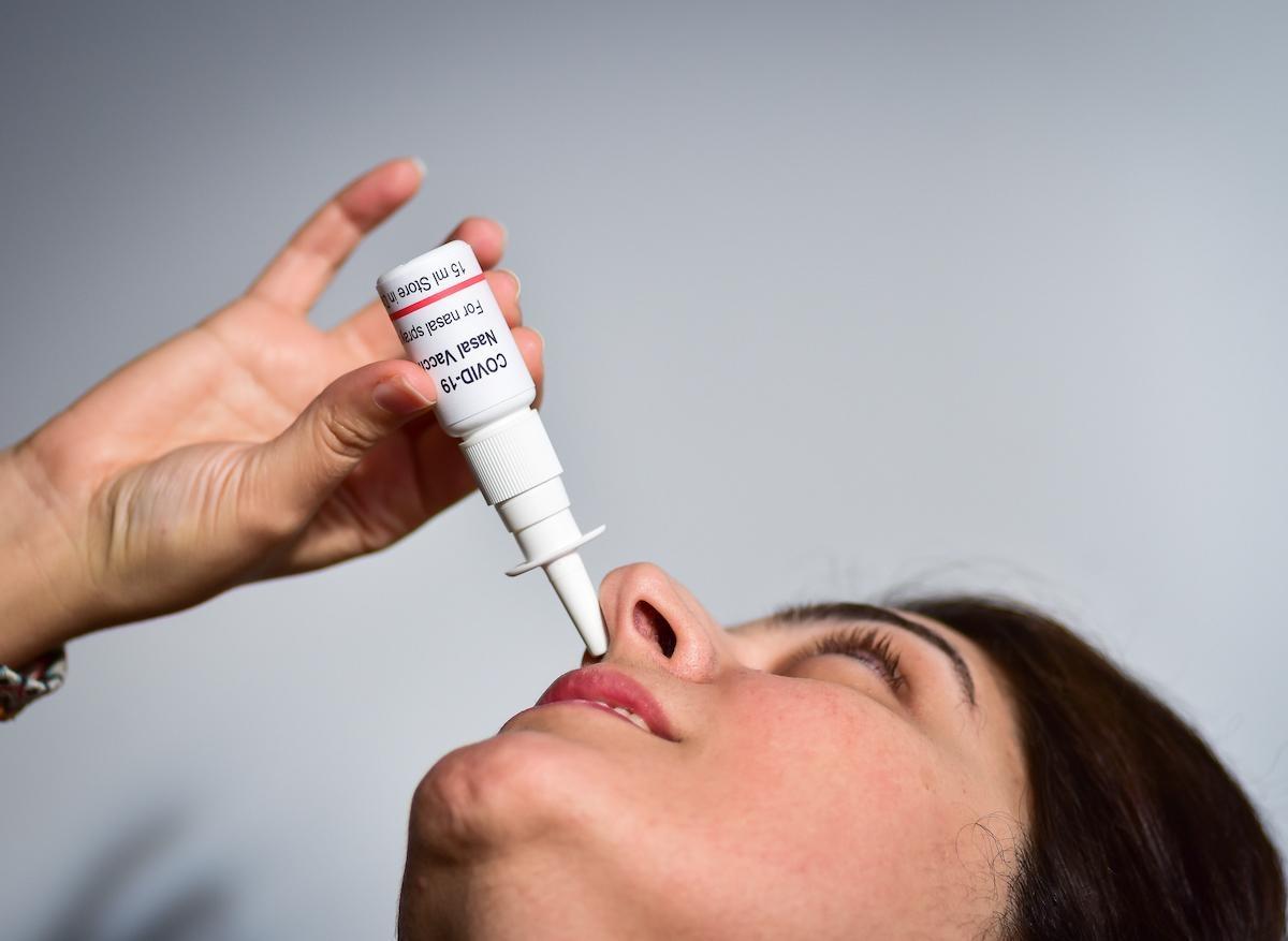 Covid-19 : un vaccin par voie nasale en cours de développement en France