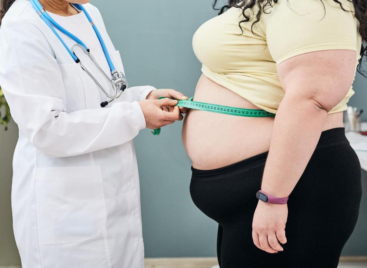 Obésité : un risque accru de fractures également chez les femmes