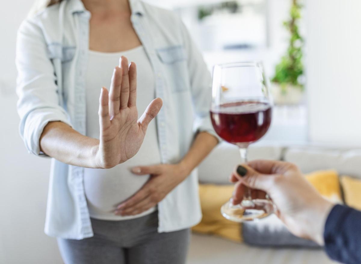 Grossesse : même modérée, la consommation d'alcool est associée à des anomalies congénitales 