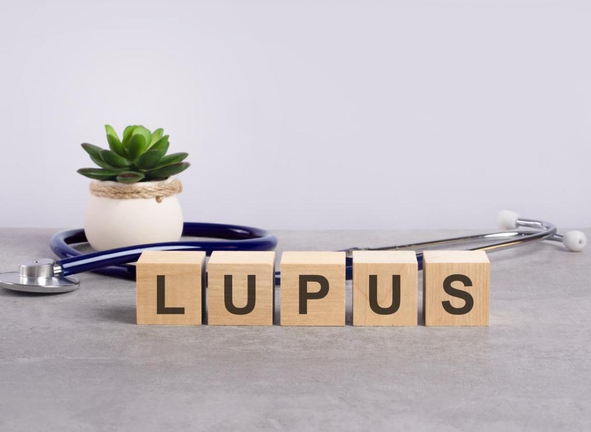 Lupus : un CAR-T cell met cinq malades réfractaires en rémission prolongée