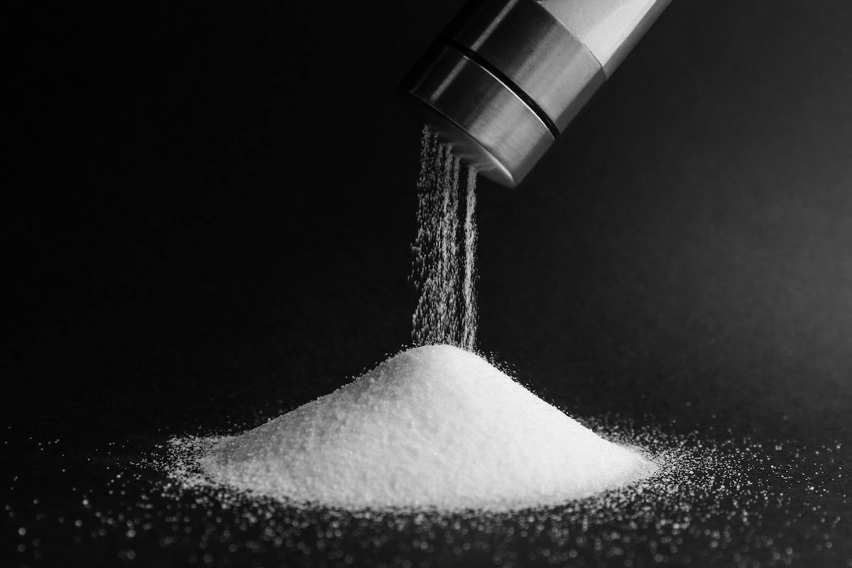 Décès prématuré : la substitution du sel au long cours réduit le risque