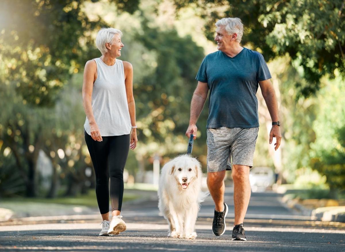 HTA des seniors : 3.000 pas de plus par jour font baisser la pression artérielle 