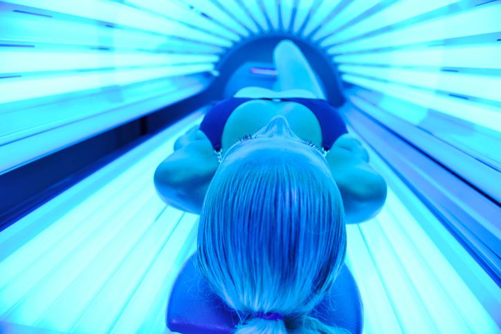 Cancer de la peau : l’Anses veut la fermeture des cabines de bronzage