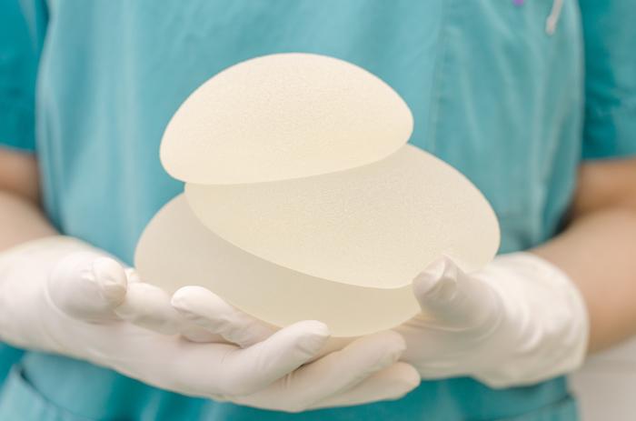 Prothèses mammaires : la marque Allergan associée à 50 cas de lymphome anaplasique à grande cellules.