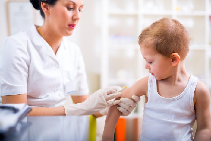 Coqueluche : sa résurgence serait liée à un défaut du vaccin plutôt qu’à un défaut de vaccination 