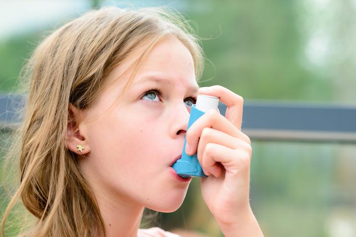 Un médicament contre l'eczéma divise les crises d'asthme par deux