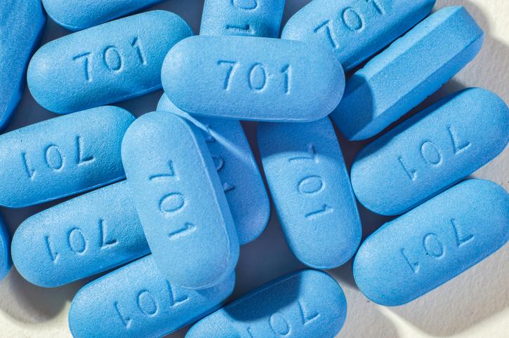 VIH : entre 1 600 et 4 000 contaminations dues à la mise sur le marché trop tardive du Truvada