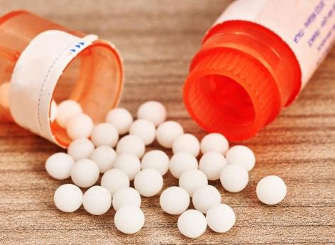 Homéopathie : les Académies de médecine et de pharmacie contre le remboursement