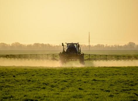 Glyphosate : un rapport parlementaire plus large que la polémique