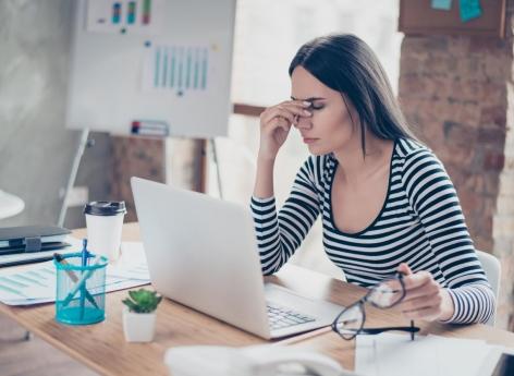 Stress au travail et mauvais sommeil : majoration du risque de décès cardiovasculaire 