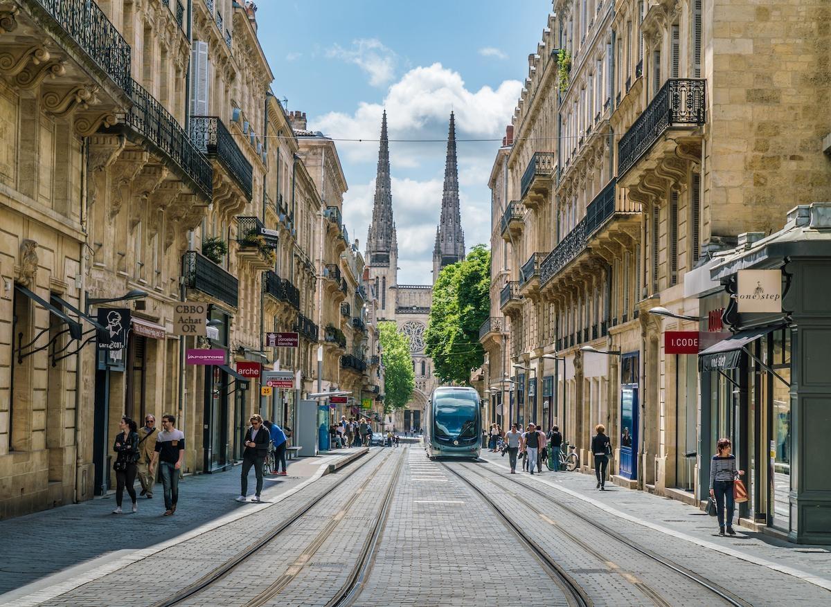 Covid-19 : un variant préoccupant à Bordeaux déclenche la vaccination d'un quartier