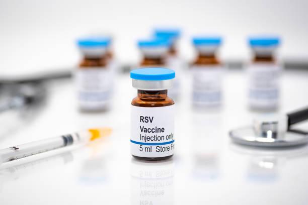 Un nouveau candidat vaccin contre le VRS chez les adultes de plus de 60 ans. 