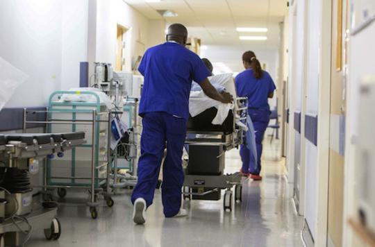 Déficit des hôpitaux publics : les médecins libéraux se défendent
