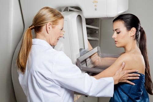 Adénofibrome du sein : le traitement par ultrasons en test