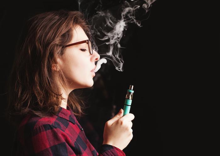 e-cigarette : réduction du tabagisme mais pas de sevrage pour tous