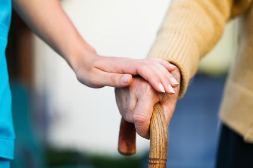 Alzheimer : une étude valide l'intérêt de la thérapie occupationnelle 