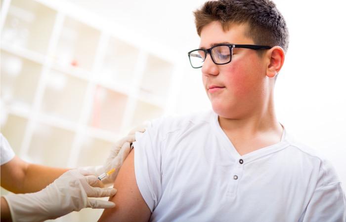 Papillomavirus : la vaccination des garçons à l’étude, Agnès Buzyn y est 