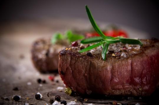 Diverticulite : une forte consommation de viande rouge augmente le risque