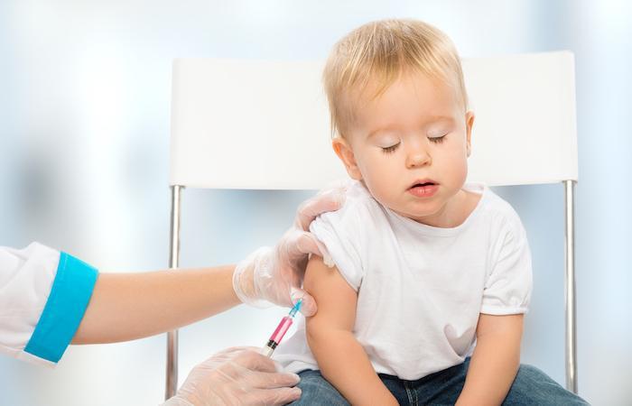 Controverse sur les vaccins : l’INSERM s’engage sur la transparence