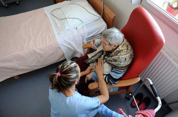 Jean Leonetti : « Les médecins doivent développer une culture palliative »