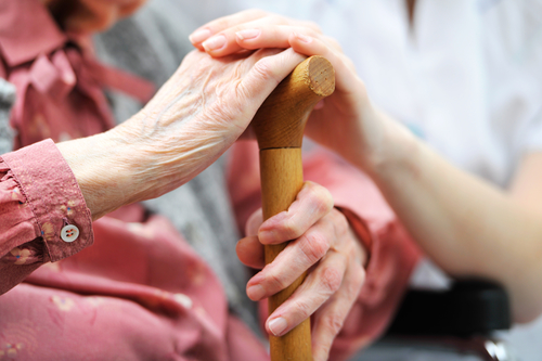 Seniors : « Une prestation universelle autonomie est nécessaire »