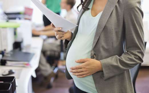 « Certaines entreprises poussent les femmes enceintes à s’arrêter »