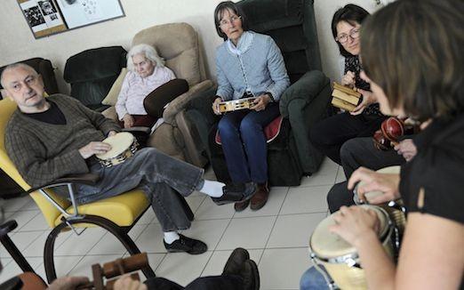 Alzheimer : éviter l’épuisement des aidants