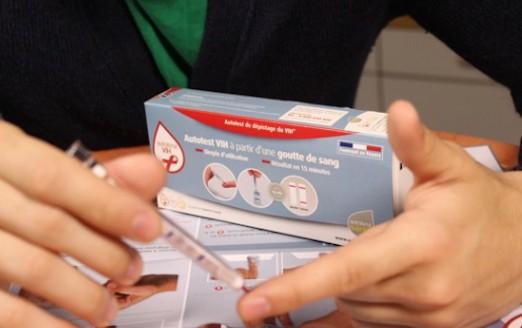 Autotests VIH : comment les médecins peuvent s’impliquer