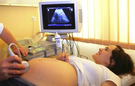 Rhumatismes inflammatoires : adapter les traitements en vue d'une grossesse