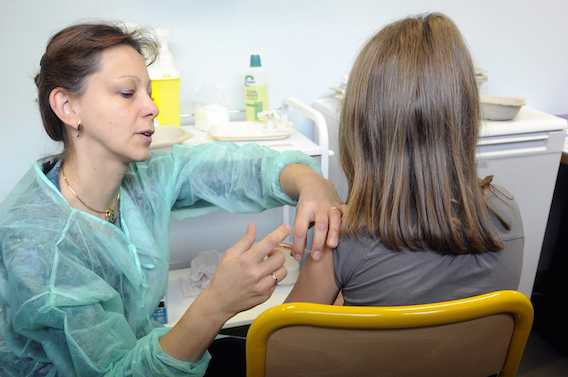Vaccination : le plan du ministère pour remobiliser les médecins